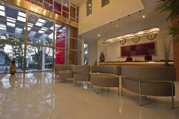 Lampion Hotel Solo Exterior foto